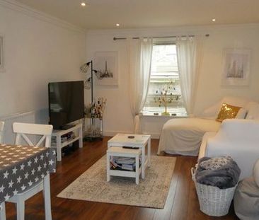 Ann McNamara House, Lydgate Lane, S10 5FP - Photo 6