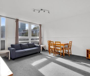 3 bedroom maisonette to rent - Photo 1