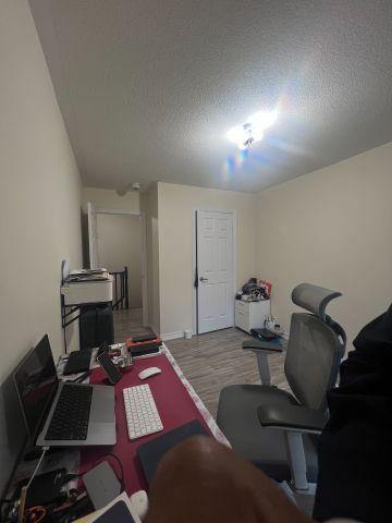 For Lease - 200 Veterans Drive Unit# 100, Brampton, Ontario - Photo 5