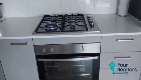 “Prime Location Alert: Close to Everything!” - Photo 5