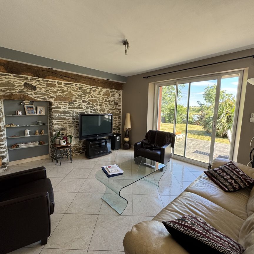 Location Maison 5 pièces 136m² MESANGER 44522 - Photo 1