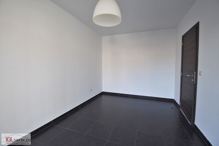 Modern appartement op 1ste verdiep met 2 slaapkamers en garage - Foto 3