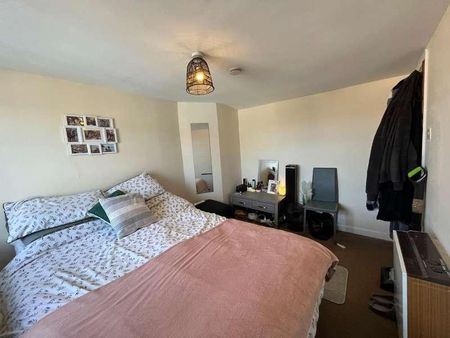 Higher Market Street, Penryn, TR10 - Photo 2