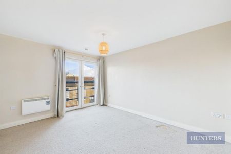 2 bedroom flat to rent - Photo 5