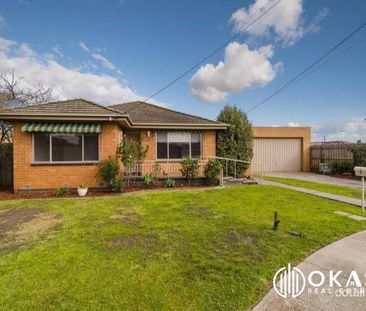 Spacious 3-Bedroom Home in Prime Sunshine West Location - Photo 1