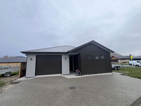 New build 3 bedroom house - Photo 2