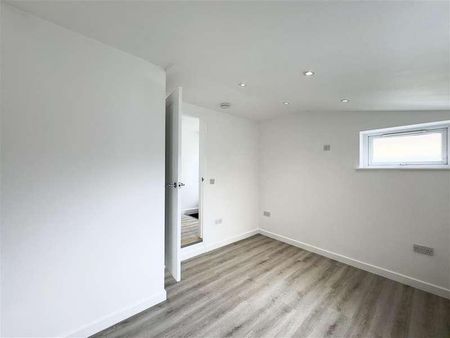 Tower Road, Newquay, TR7 - Photo 2