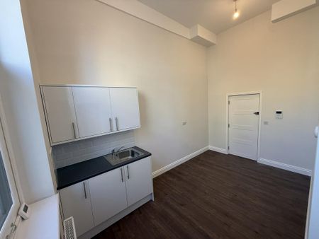 Studio to rent - Photo 3