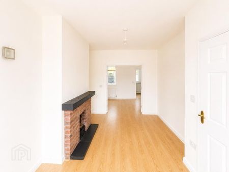 105 Railway Street, Comber, BT23 5HQ - Photo 2