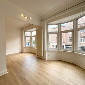 In optie - Appartement te huur in Etterbeek met 2 slaapkamers - Photo 2