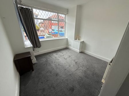 2 bedroom to let - Photo 3