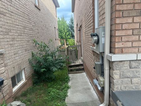 For Lease - 2416 Hilda Drive Unit# Bsmt, Oakville, Ontario - Photo 4