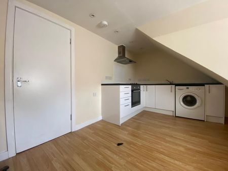 1 bedroom apartment to rent - Photo 2