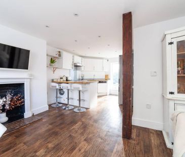 3 bedroom apartment to rent - Photo 1