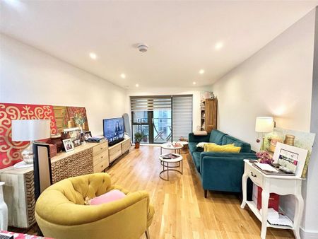 2 bedroom apartment to rent - Photo 4