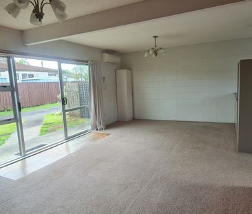 Two-bedroom unit available for rent in a prime location - Photo 5