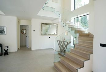 6 bedroom luxury Villa for rent in Benahavís, Spain