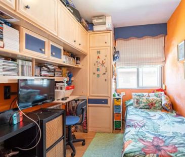 Calle de la Chirimoya, Madrid, Community of Madrid 28044 - Photo 5