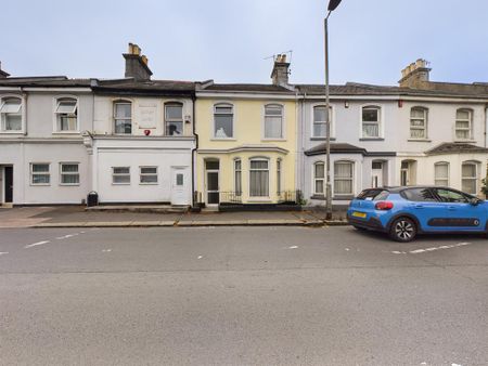 4 bedroom house share to rent - Photo 5
