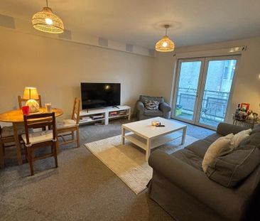 2 bedroom flat to rent - Photo 4