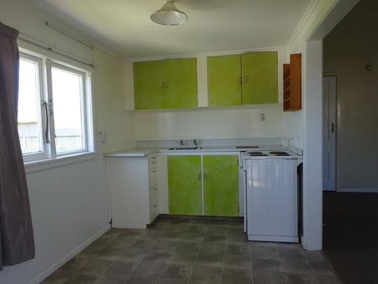 Oak Road, Akina - Photo 1