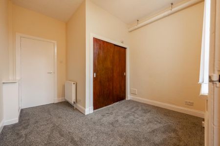 1 bedroom ground floor flat to rent - Photo 3