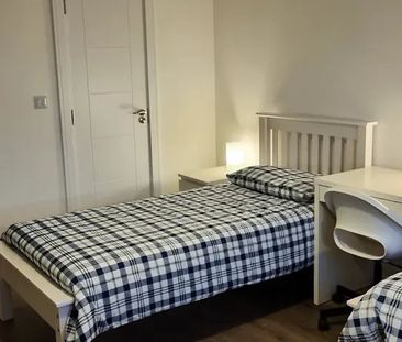 Phibsborough Road, Dublin - Photo 5