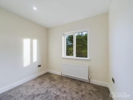 4 Queenside, Carryduff, Belfast, BT8 8NS - Photo 4