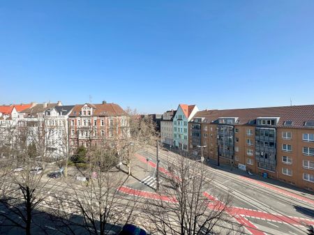 Frisch renoviert: Großzügige & helle 3-Zimmer-Altbauwohnung mit Charme - Photo 4