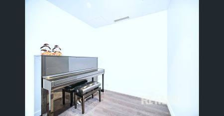 Fully Furnished Luxury Apartment - Photo 2