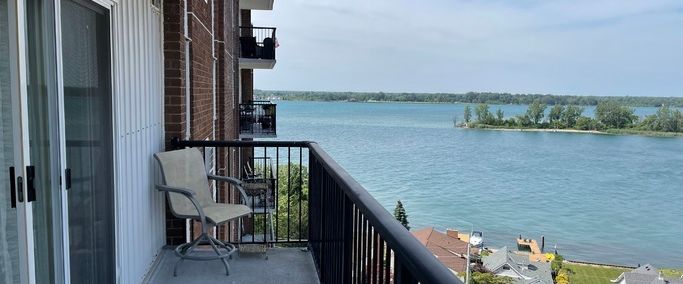 One Bedroom All Inclusive Condo with amazing view for Rent | 8591 Riverside Drive East, Windsor - Photo 1