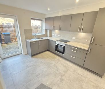 Oxford Street - Photo 4