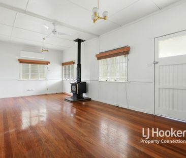 Spacious Character Home on Large Block - Photo 4