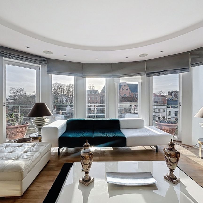 Prachtig 2-slaapkamer penthouse met terras in Ixelles - Foto 1