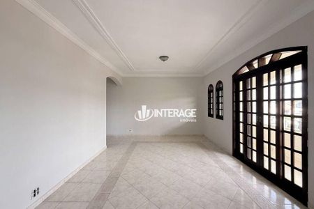 Casa Com 3 Dormitórios Para Alugar, 300 m² por R$5.678,56/mês - Barreirinha - Curitiba/pr - Foto 4