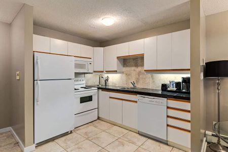 Classic Suite - 1 Bedroom - Photo 3