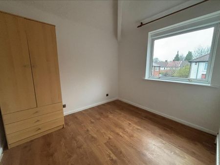 2 bedroom end of terrace house to rent - Photo 4