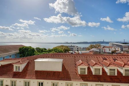 3 bedroom luxury Flat for rent in Lisbon, Portugal - Photo 4