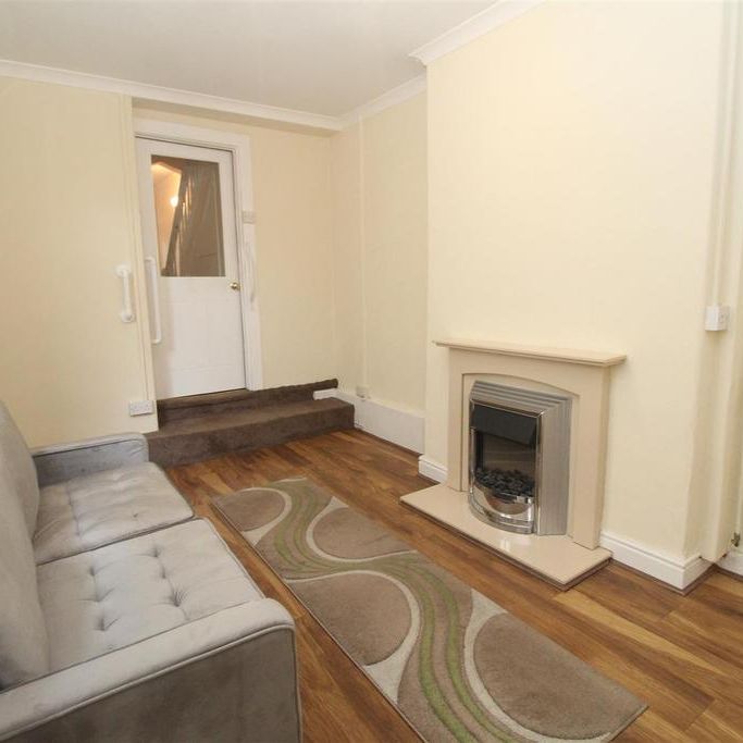 4 bedroom house to rent - Photo 1