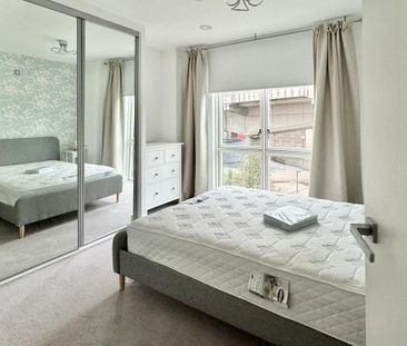 2 bedroom flat to rent - Photo 4