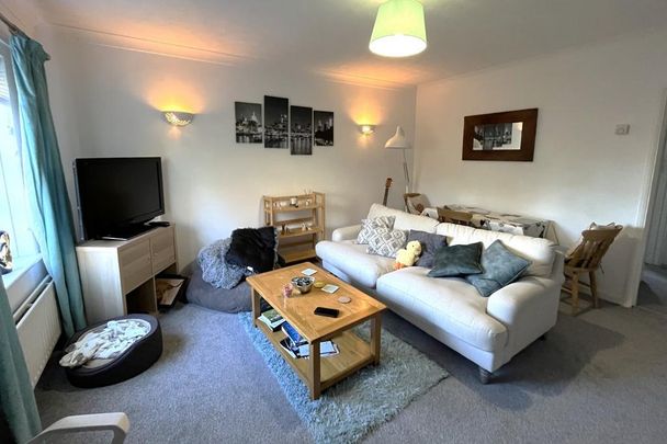 2 bedroom terraced house to rent - Photo 1