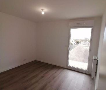 A LOUER A BRUZ - PLEIN CENTRE-VILLE - RESIDENCE VENDOME : bel appar... - Photo 2