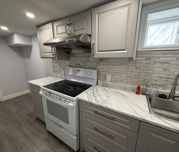 For Lease - 87 Cadillac Avenue, Oshawa, Ontario - Photo 4