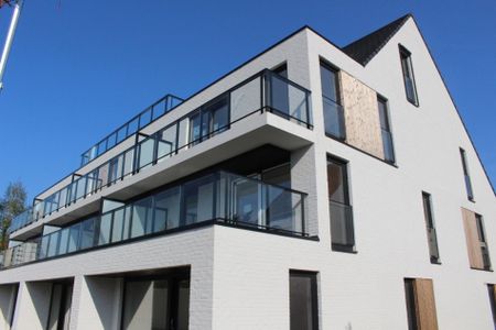 Prachtig nieuwbouwappartement TE HUUR vlakbij park Baron Casier te Waregem. - Foto 2