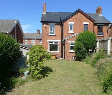 9 Irwin Crescent, Belfast, BT4 3AQ - Photo 4