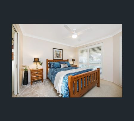 21 Hillcrest Ave, Bateau Bay, NSW 2261 - Photo 2