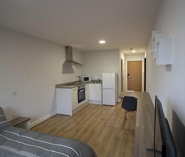 Studio to rent - Photo 4