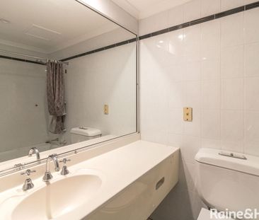 Ideally Located Studio- Ready To Move In!! - Photo 2