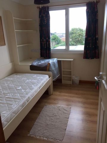 6 bedroom property to rent - Photo 4