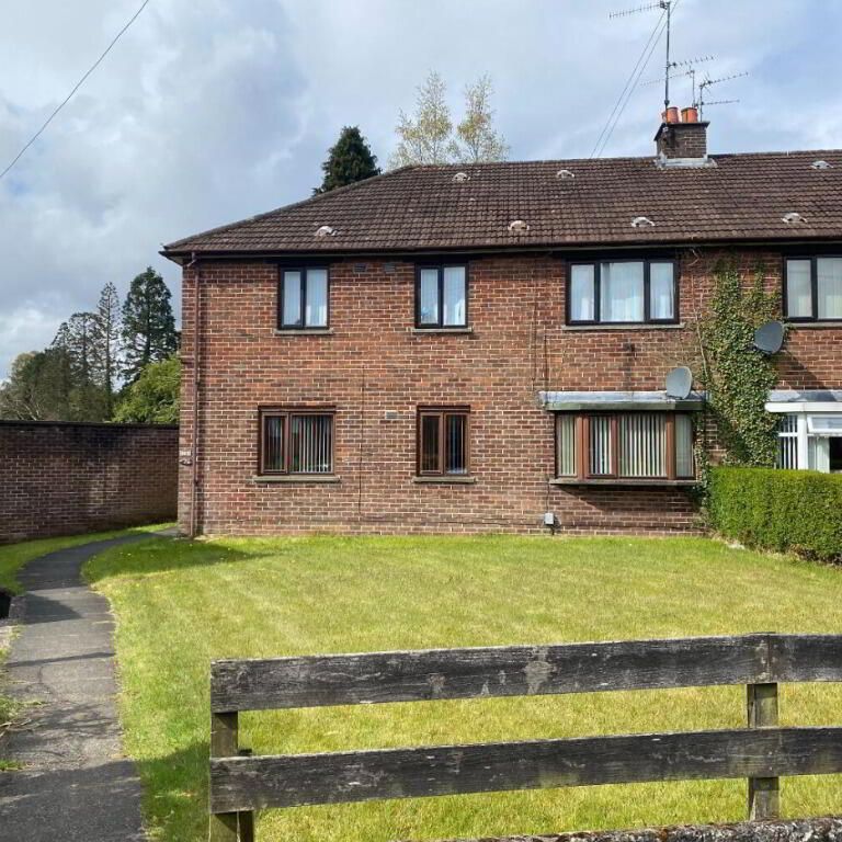 70 Lawnmount Crescent, Lisburn, BT27 4TU - Photo 1